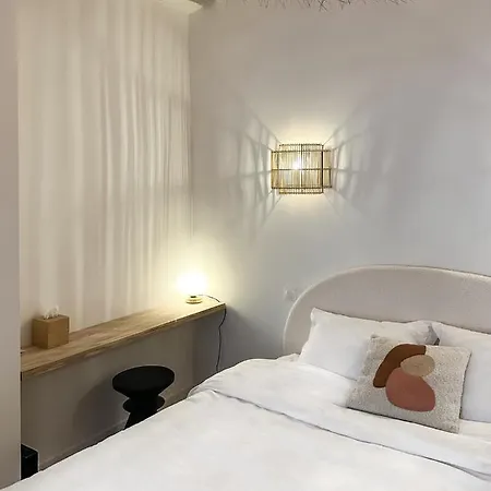 Canettes Deluxe Apartment Parijs Buitenkant foto