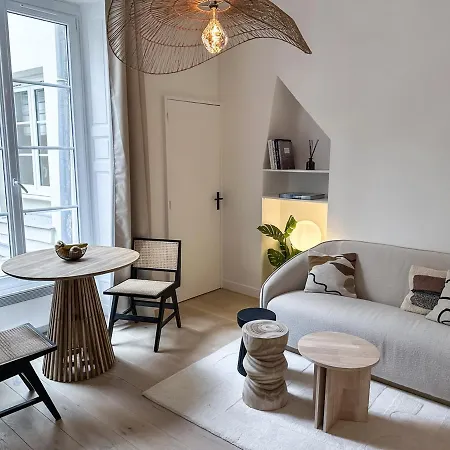Canettes Deluxe Apartment Parijs Buitenkant foto